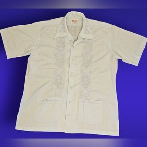 Vintage 80s Daffodil Guayabara Shirt